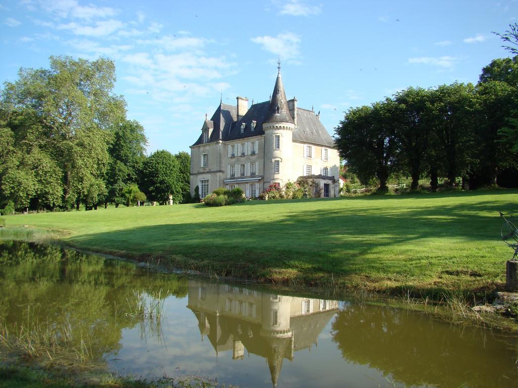 Chateau De La Chabroulie Isle Exterior foto